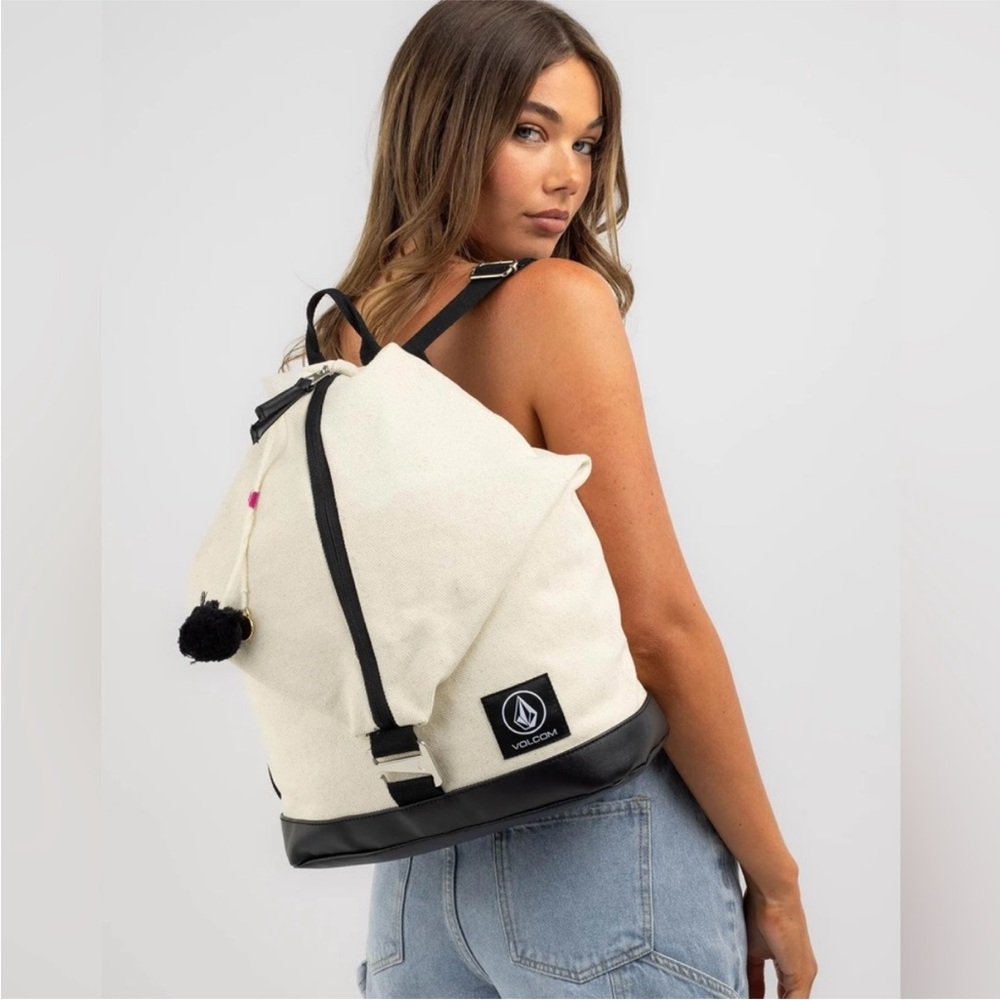 Volcom Rucksack 🎒 Backpack - Picture 3 of 6